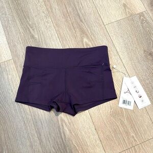 BNWT Tantris Yoga 3” dart shorts nightshade purple size smal